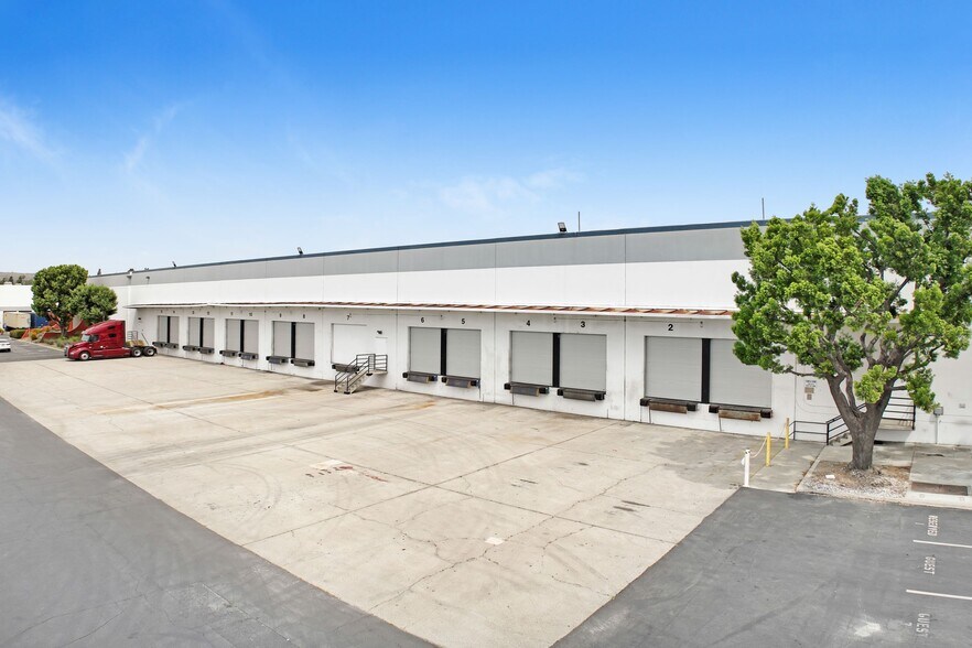 More Photos Of 19395 E Walnut Dr N, City of Industry Manufacturing For Lease