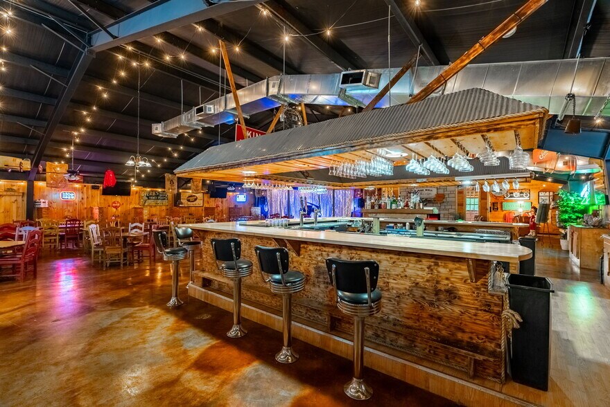 More Photos Of 3801 Happy Bend Rd, Atkins Restaurant For Sale