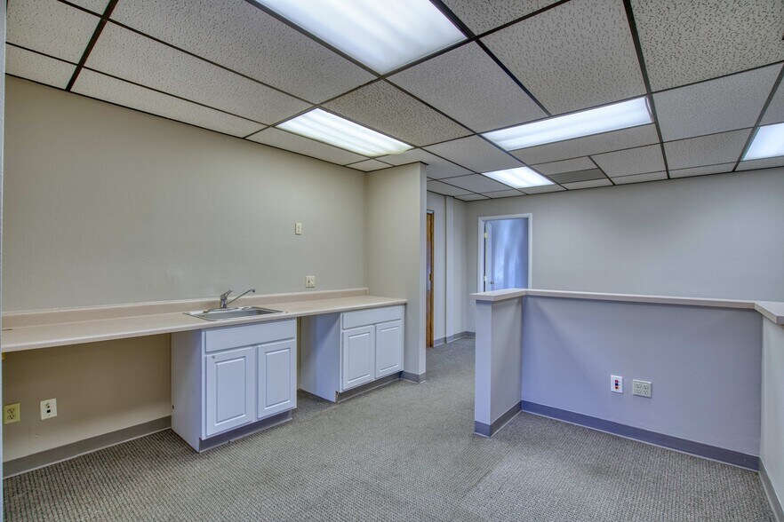 More Photos Of 1300 Plaza Ct N, Lafayette Office For Sale
