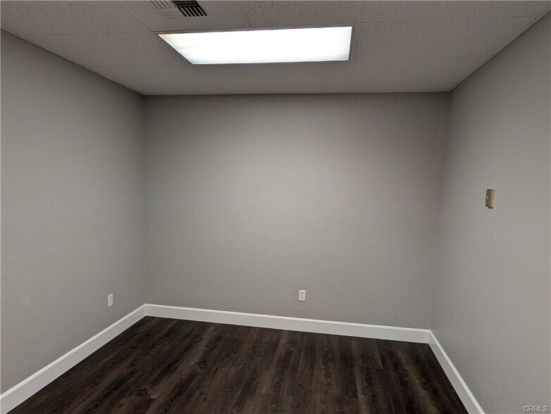 More Photos Of 635 W Main St, Merced Office For Sale