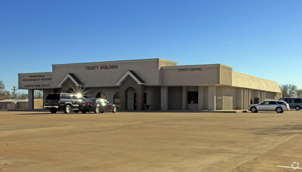 Primary Photo Of 4007 Call Field Rd, Wichita Falls Office For Lease