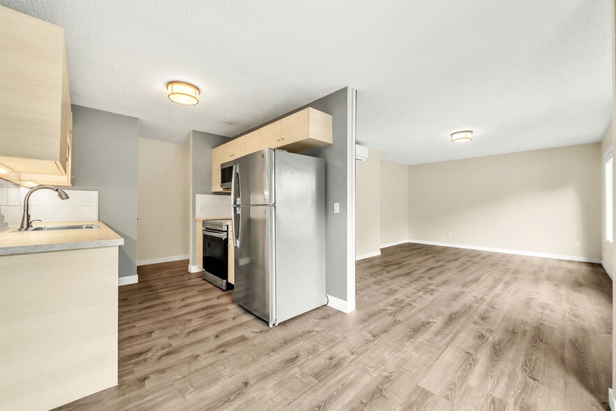 More Photos Of 4147-4153 SE 37th Ave, Portland Apartments For Sale