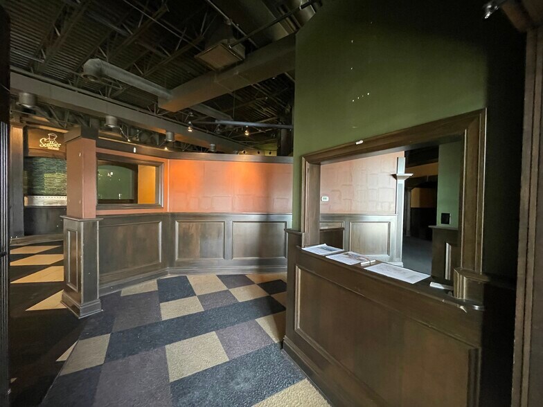 More Photos Of 1209-1279 Main St, Imperial General Retail For Lease