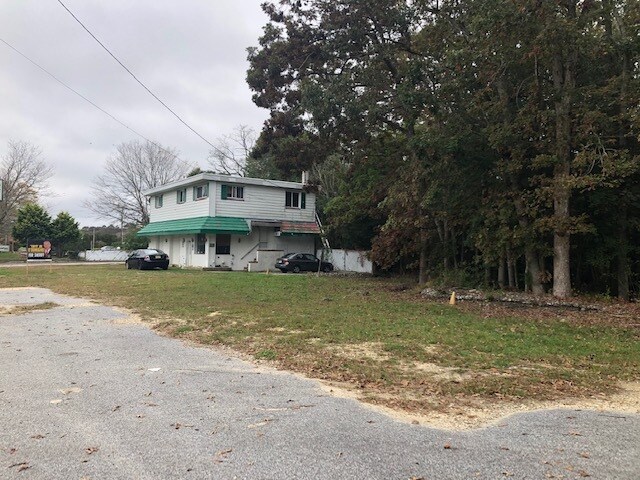 More Photos Of 1711 New Rd, Linwood General Retail For Sale