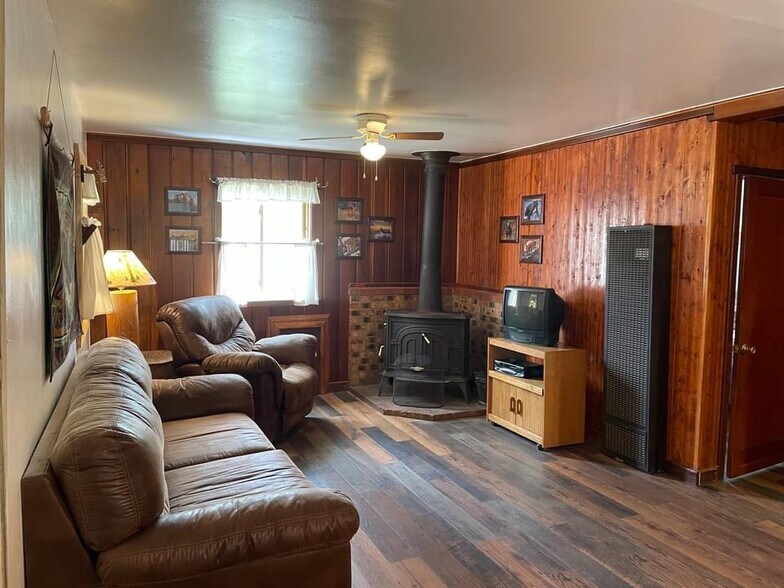 More Photos Of 50 & 59 County Rd 371, Rye Restaurant For Sale