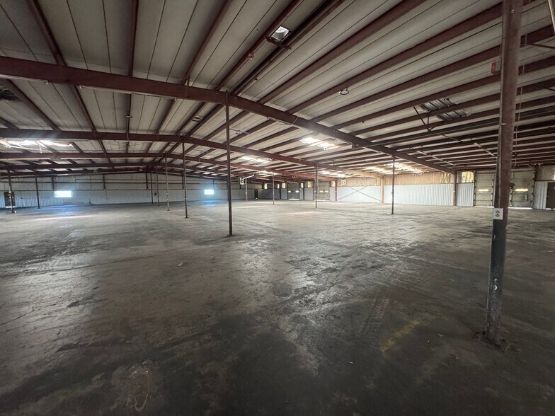More Photos Of 238 FM 116, Gatesville Warehouse For Sale