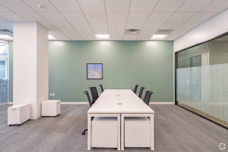 More Photos Of 1201 fannin St, Houston Coworking Space