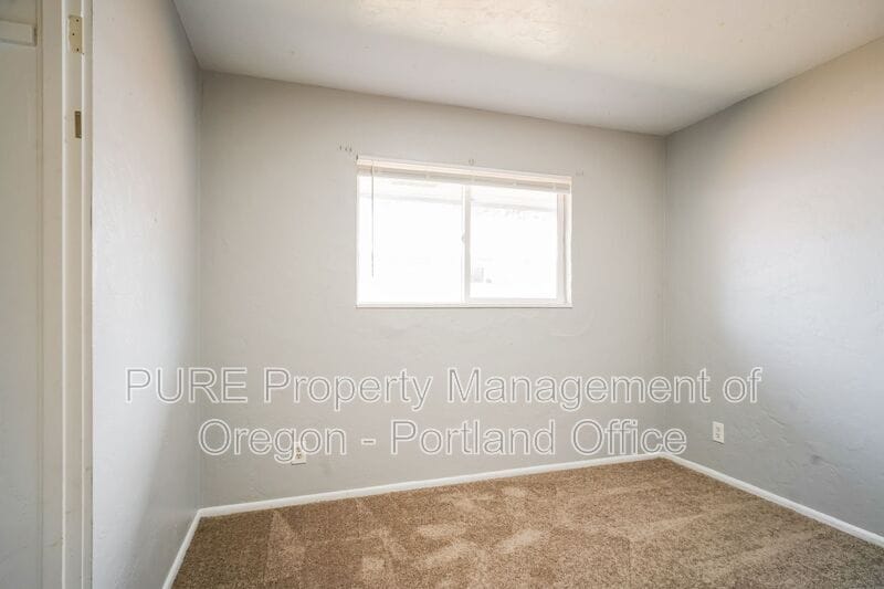 More Photos Of 1049 SE Walnut St, Hillsboro Apartments For Sale