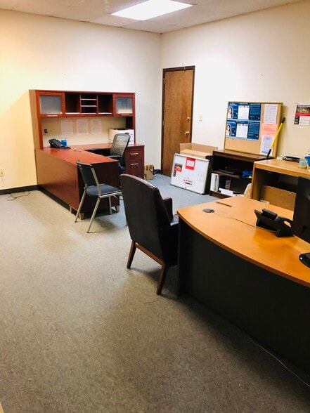 More Photos Of 1231 Perry Hill Rd, Montgomery Storefront Retail Office For Lease