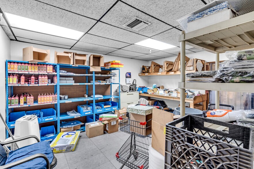 More Photos Of 7395 W 18th Ln, Hialeah Warehouse For Sale