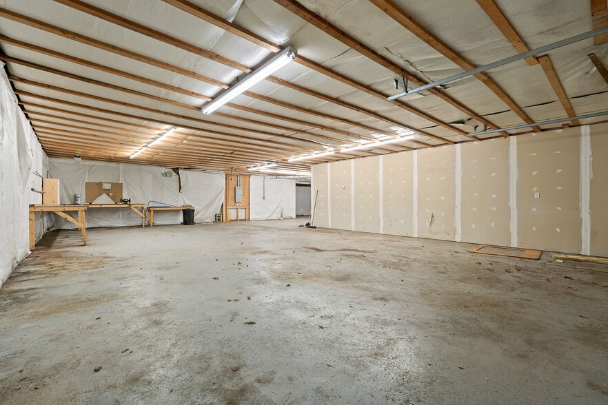 More Photos Of 170 Mayberry St, Sparta Industrial For Lease