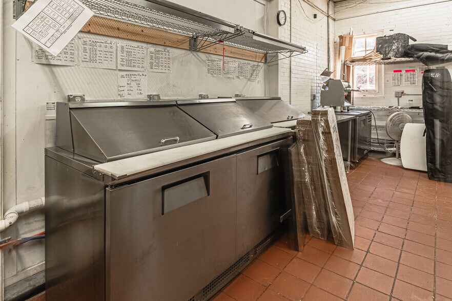 More Photos Of 516 E Elm St, Trinidad Restaurant For Sale