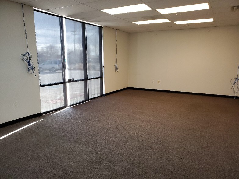 More Photos Of 2437-2443 S Prairie Ave, Pueblo Office For Sale