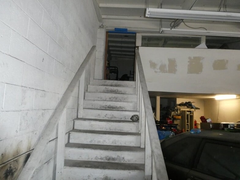 More Photos Of 1501 Celis St, San Fernando Auto Repair For Sale