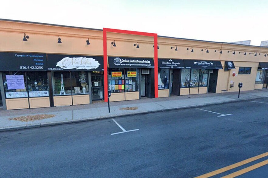 More Photos Of 10-12 S Village Ave, Rockville Centre Unknown For Lease