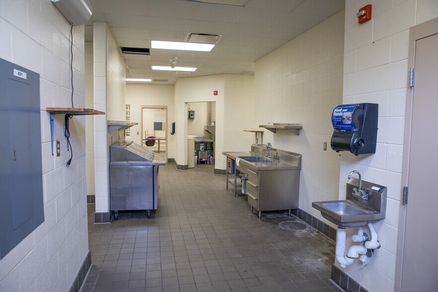 More Photos Of 12947 Highway Z, Warsaw Schools For Sale