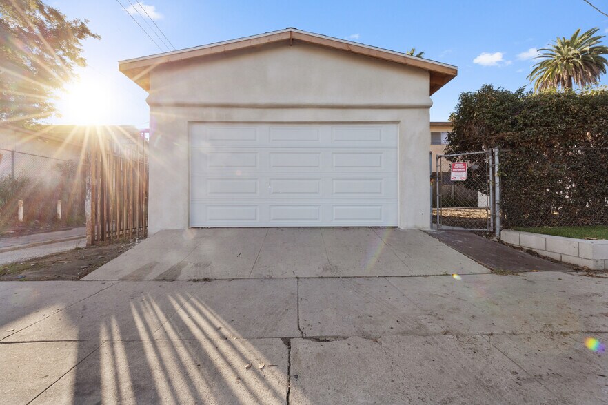 More Photos Of 758 E 84th St, Los Angeles Multifamily For Sale