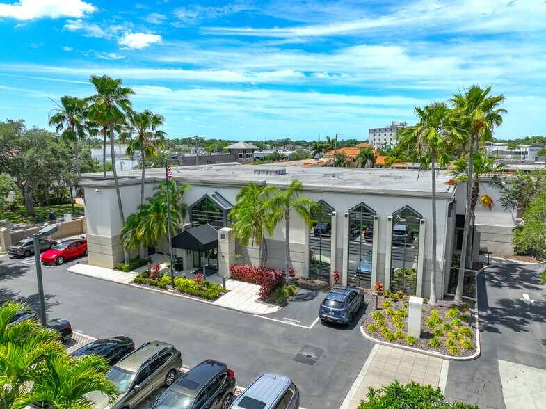 More Photos Of 3709 W Jetton Ave, Tampa Office For Sale