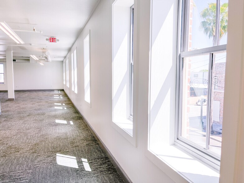 More Photos Of 2234 E 7th Ave, Tampa Loft Creative Space For Lease