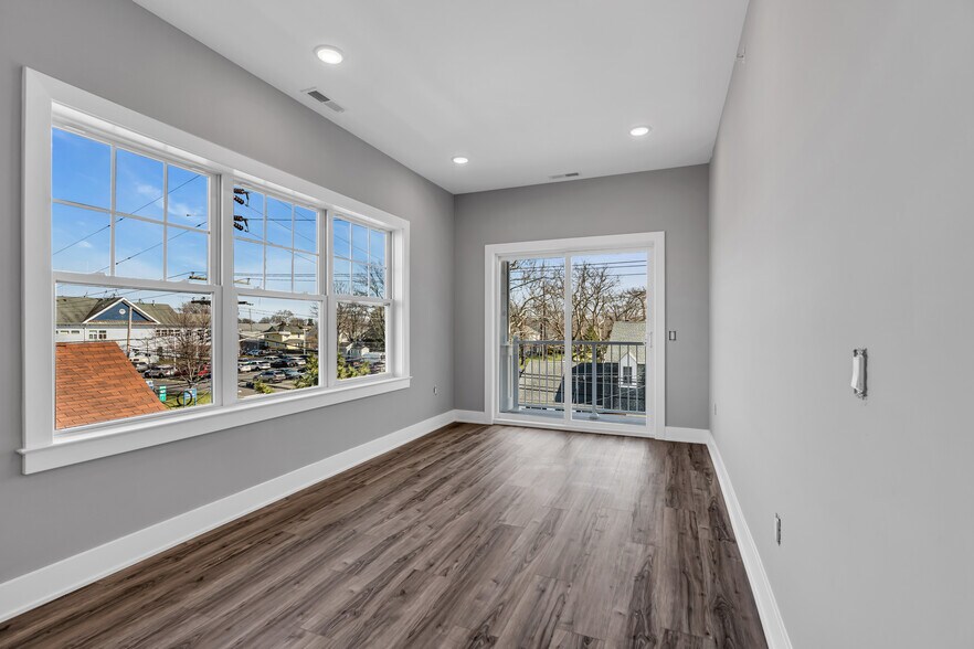 More Photos Of 33 Union Ave, Manasquan Apartments For Sale