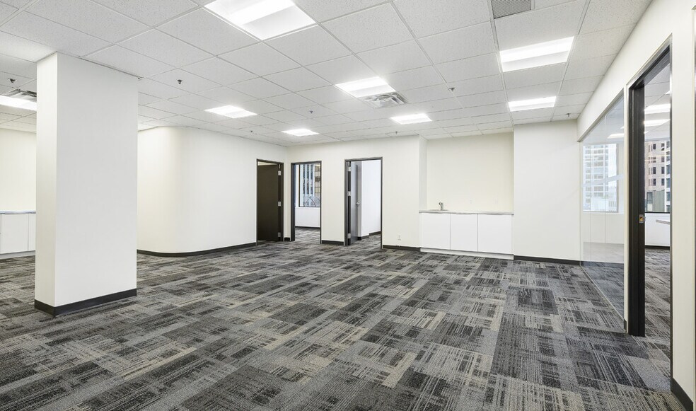 More Photos Of 890 W Pender St, Vancouver Office For Lease
