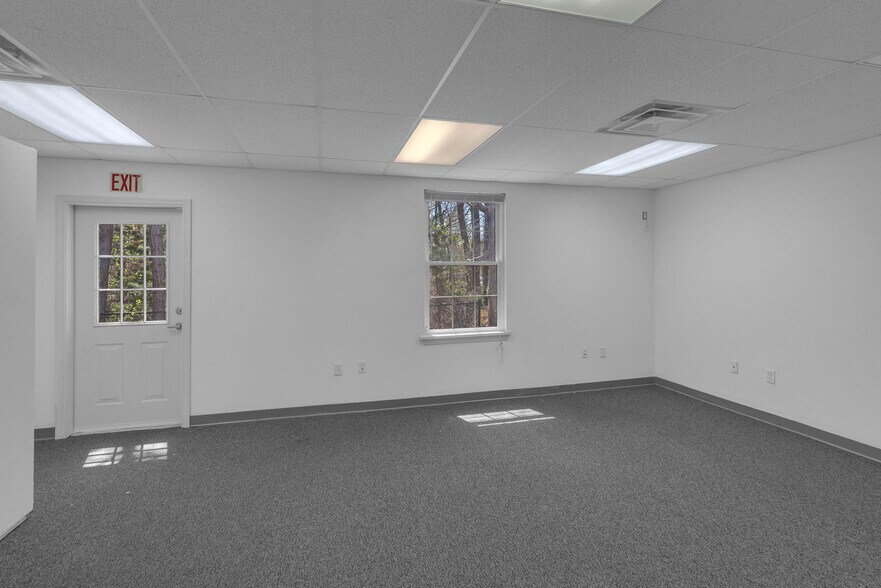 More Photos Of 314 Chris Gaupp Dr, Galloway Medical For Lease