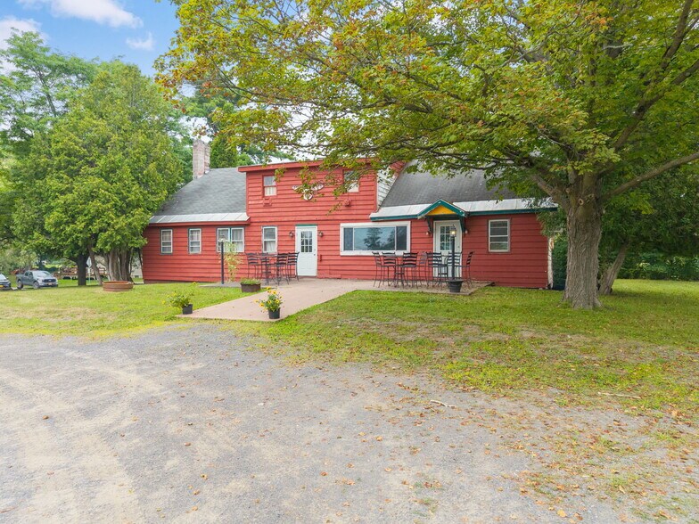 More Photos Of 189 Main St, Cherry Valley Restaurant For Sale