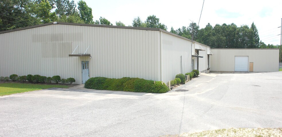 More Photos Of 6416 Fairfield Rd, Columbia Warehouse For Lease