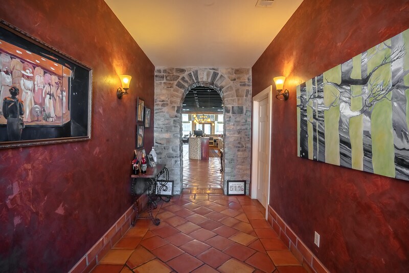 More Photos Of 316 E Wallace St, San Saba General Retail For Sale