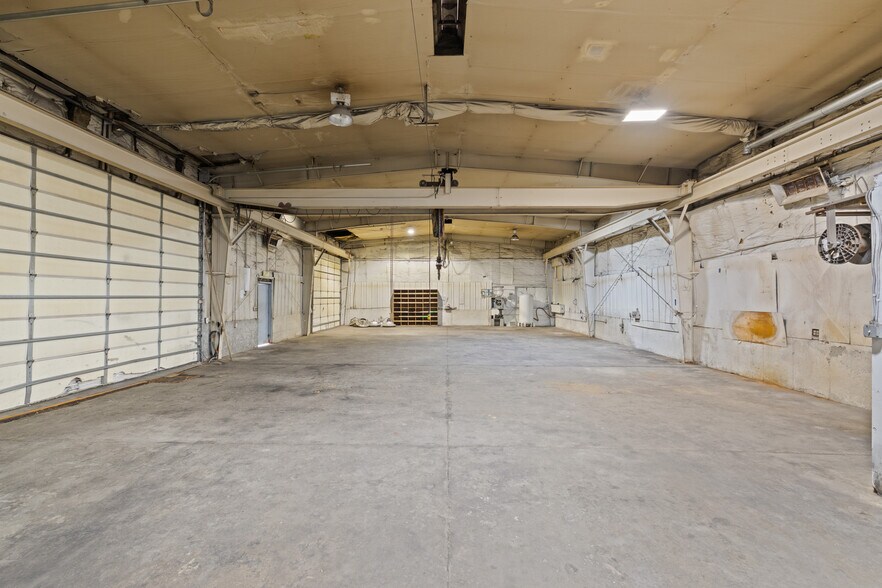 More Photos Of 947 Quayle ave, Salt Lake City Industrial For Lease