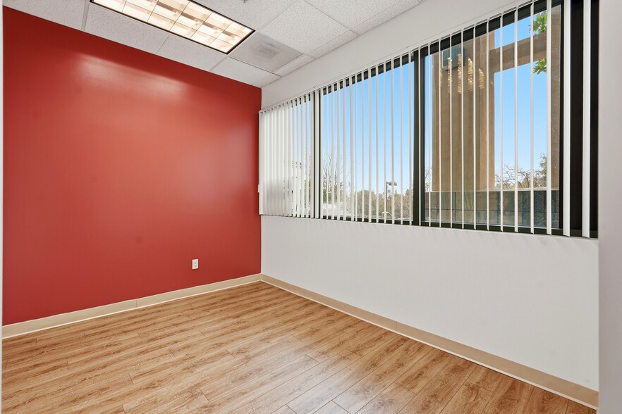 More Photos Of 1000 Newbury Rd, Thousand Oaks Medical For Sale