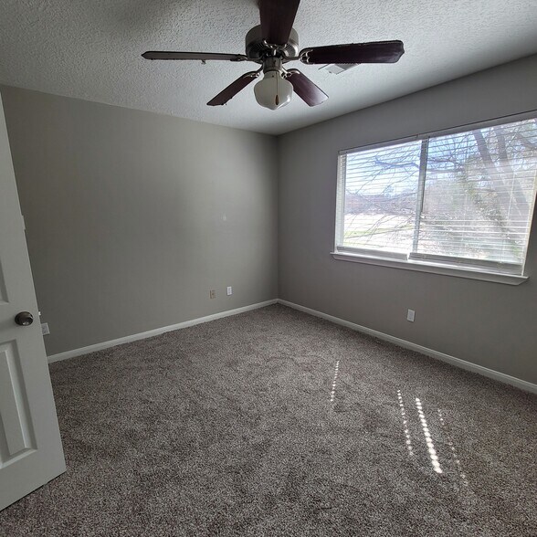 More Photos Of 100 Westpark Dr, Conroe Apartments For Sale