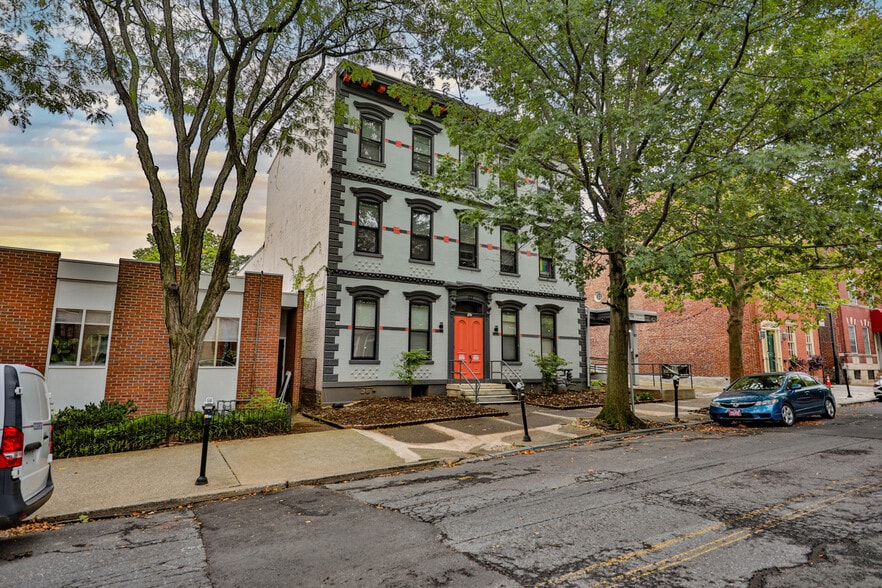 Primary Photo Of 123 N 2nd St, Easton Apartments For Sale