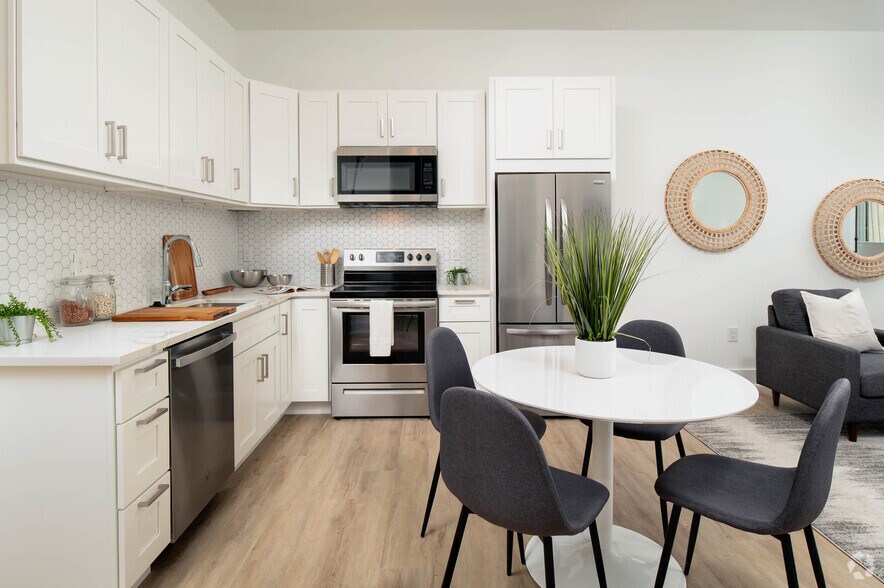 More Photos Of 2201 Washington Ave, Philadelphia Apartments For Lease