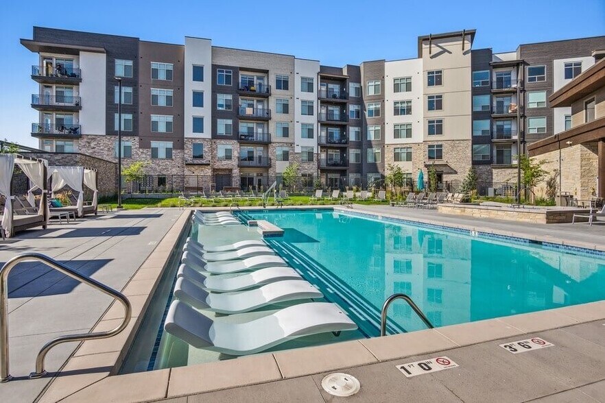 More Photos Of 168 E Midvillage Rd, Sandy Apartments For Lease