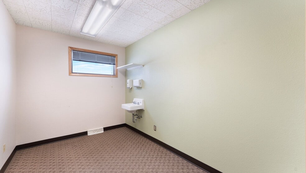 More Photos Of 400 Broadway Ave N, Foley Office For Sale