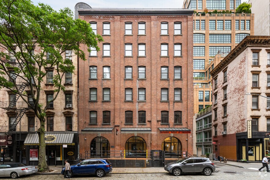 More Photos Of 53-55 Beach St, New York Loft Creative Space For Lease