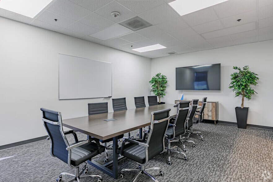 More Photos Of 505 Main St, Chula Vista Warehouse For Lease