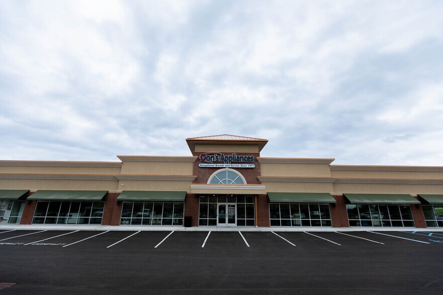 More Photos Of 200 Fort Pierpont Dr, Morgantown Unknown For Lease