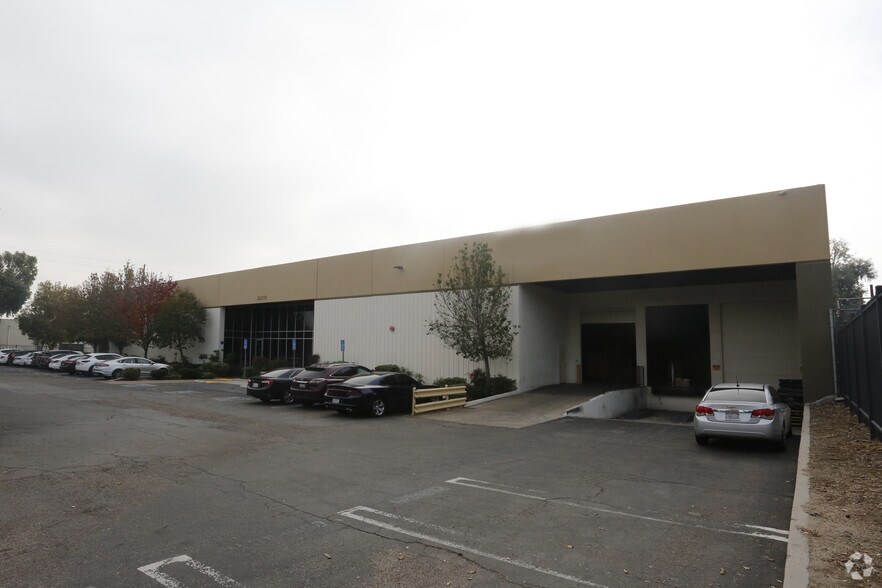 More Photos Of 20310 Plummer St, Chatsworth Manufacturing For Lease