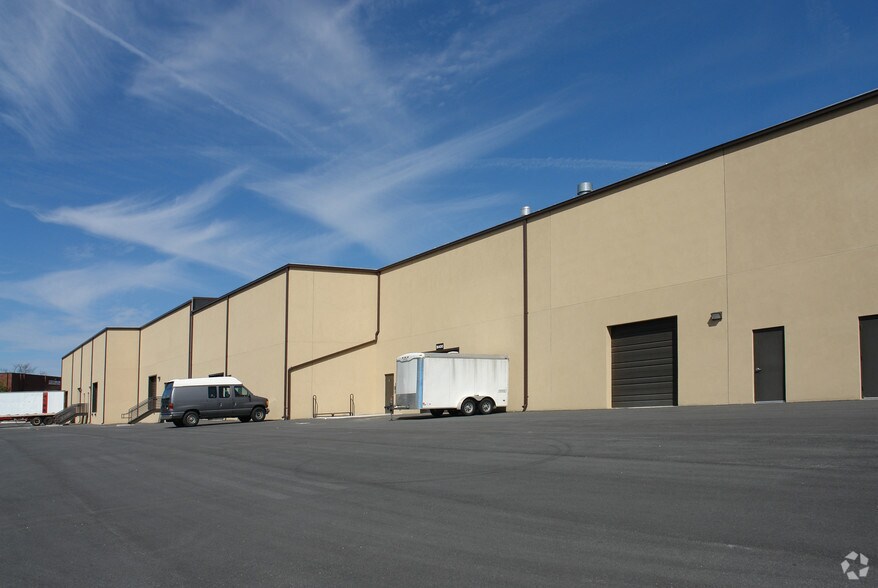 More Photos Of 2730 N Berkeley Lake Rd NW, Duluth Light Distribution For Sale