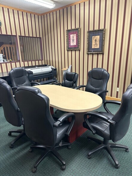 More Photos Of 321 Ramsdell Ave, Buffalo Warehouse For Lease