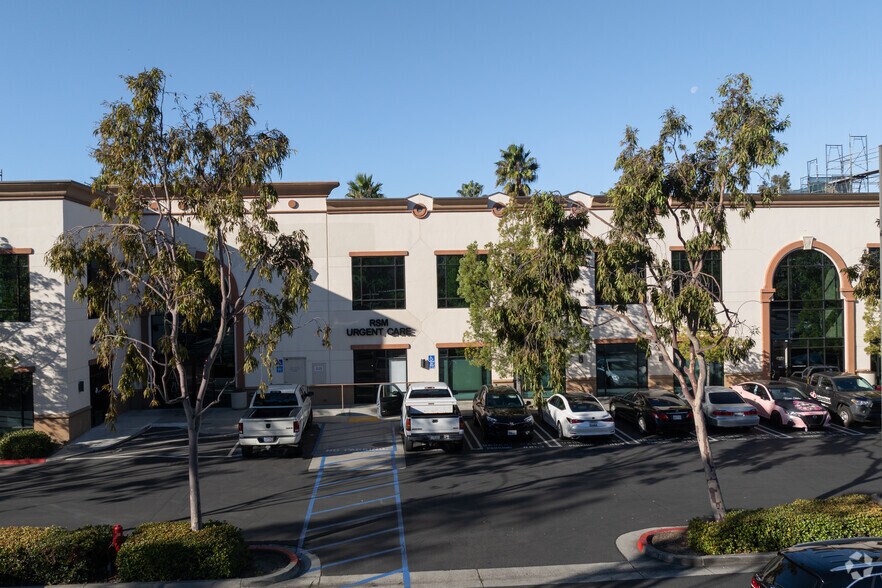 More Photos Of 22032 El Paseo, Rancho Santa Margarita Medical For Lease