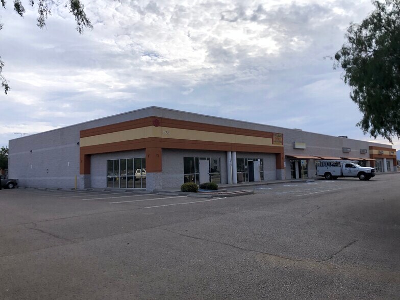 More Photos Of 1630 Hickory Loop, Las Cruces Industrial For Sale