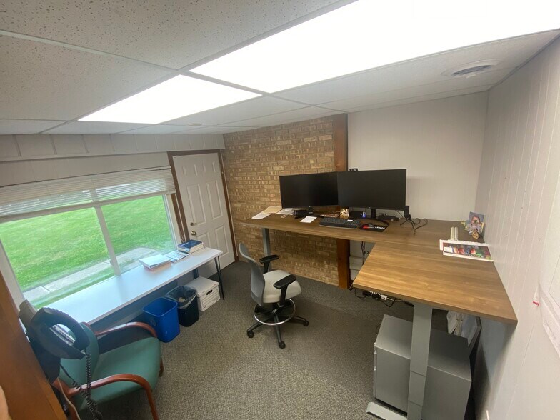 More Photos Of 6133 Aurelius Rd, Lansing Industrial For Sale