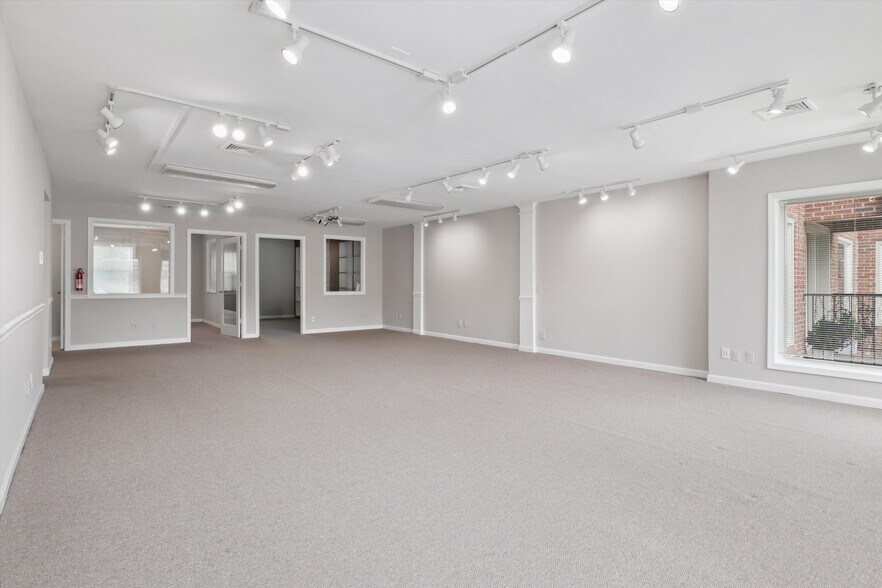 More Photos Of 1142-1148 Walker Rd, Great Falls Medical For Sale