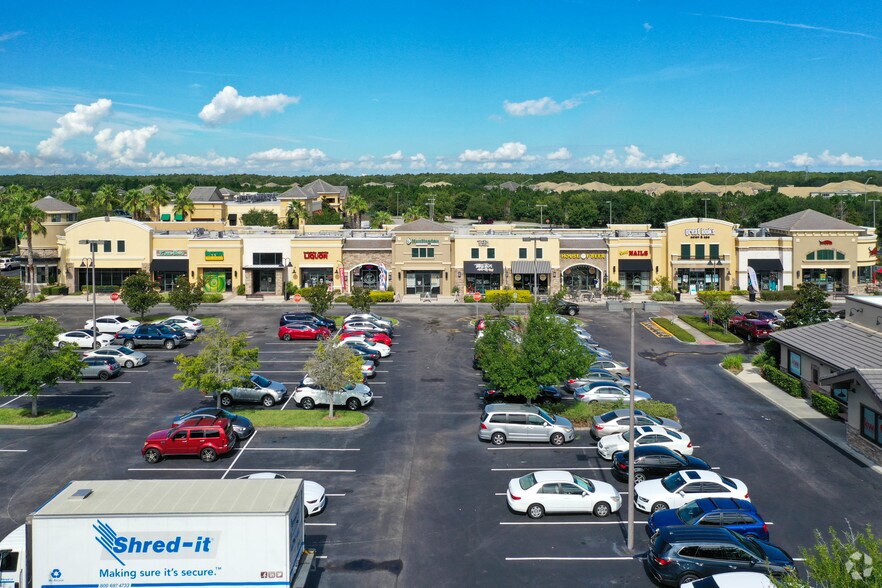 More Photos Of 13526 Village Park Dr, Orlando General Retail For Lease