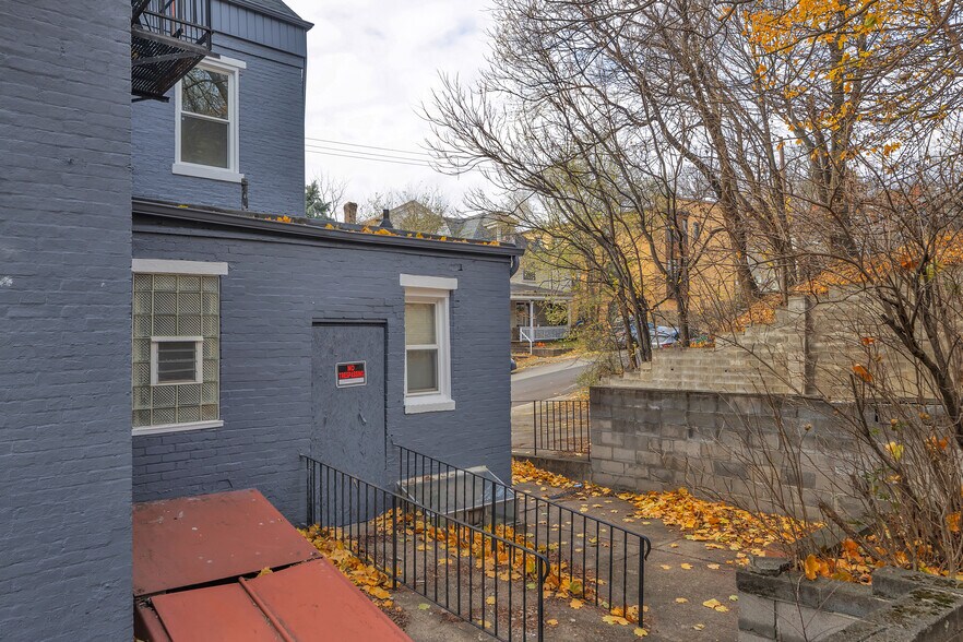 More Photos Of 5433 Broad St, Pittsburgh Assisted Living For Sale