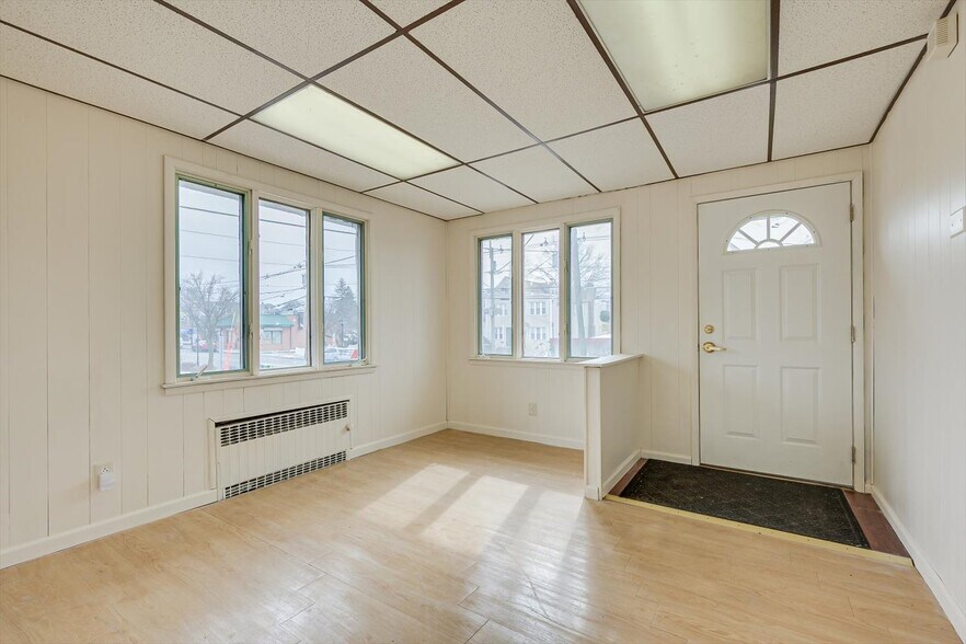 More Photos Of 512 New Brunswick Ave, Fords Specialty For Sale