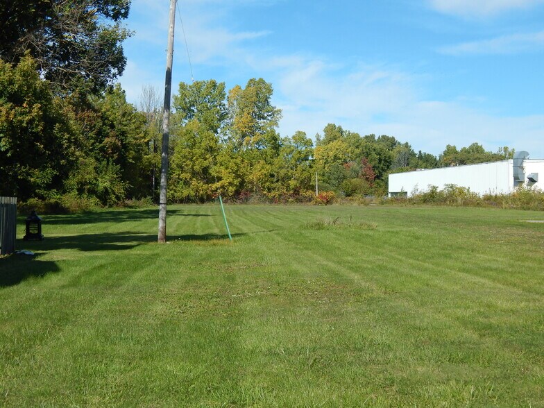 More Photos Of 623 Broad St E, Dunnville Land For Sale